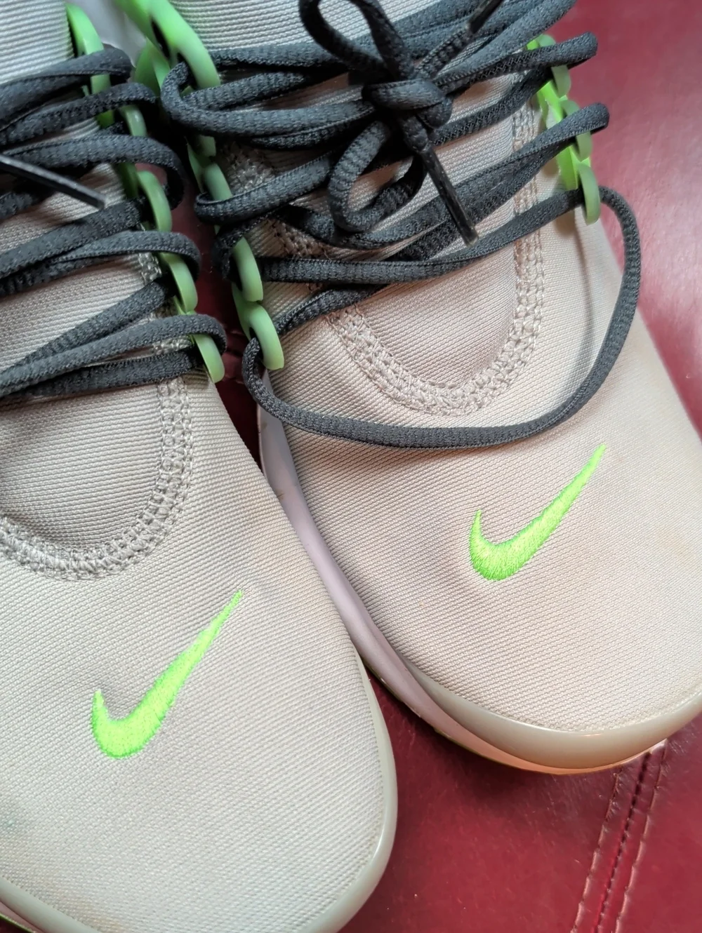Nike Neon Green Athletic Sneakers Boy's Size 6 Y